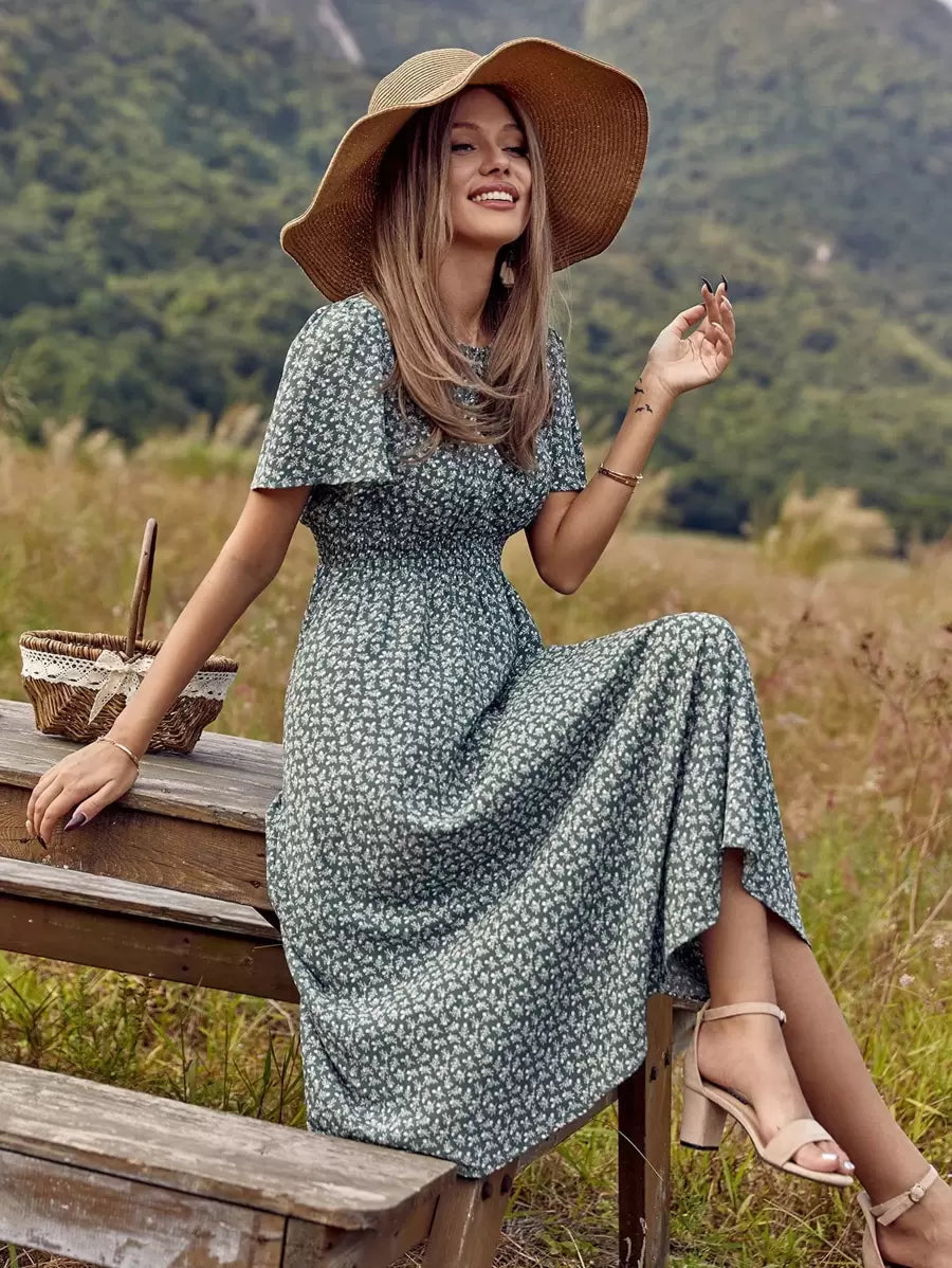 Vestido Aurora Boho Midi Floral Manga Curta
