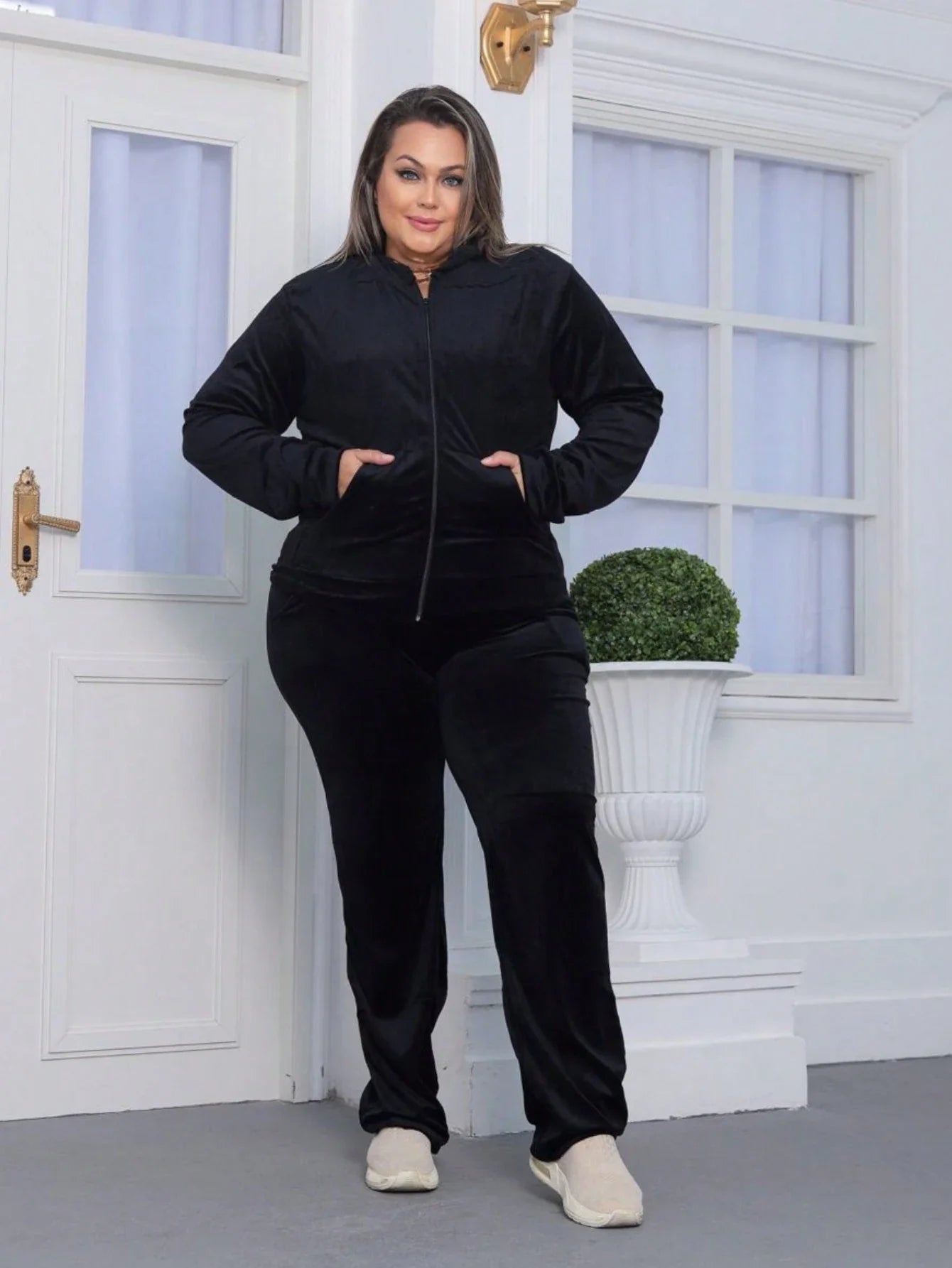 Conjunto de Veludo Feminino Plus Size - Nelima