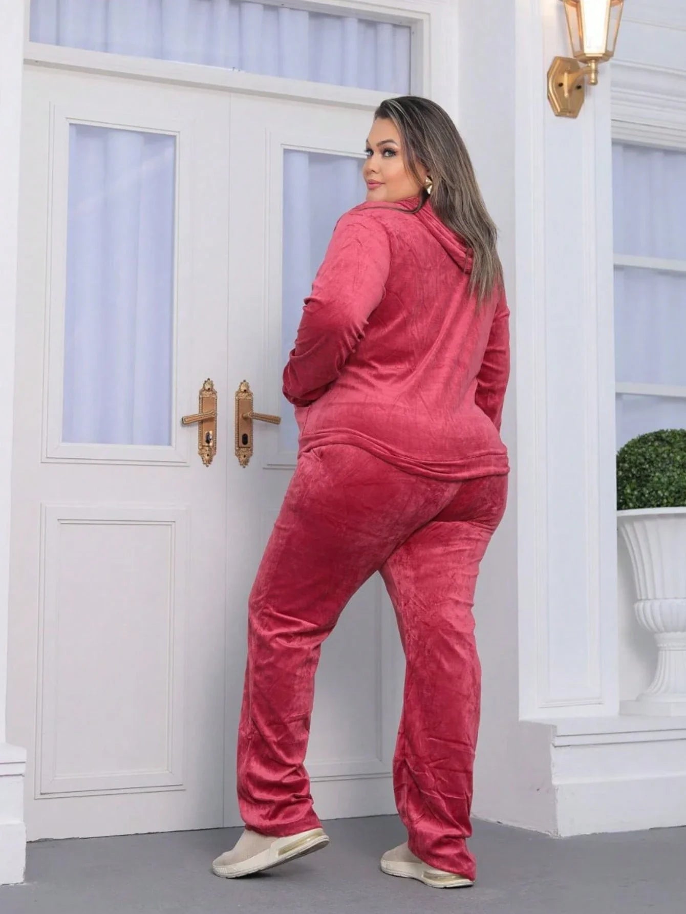 Conjunto de Veludo Feminino Plus Size - Nelima