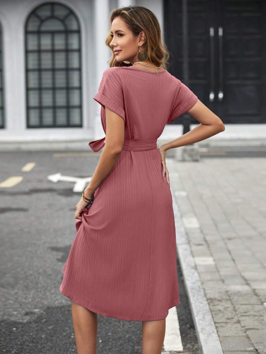 Vestido Camila Elegante Midi Decote V com Cinto