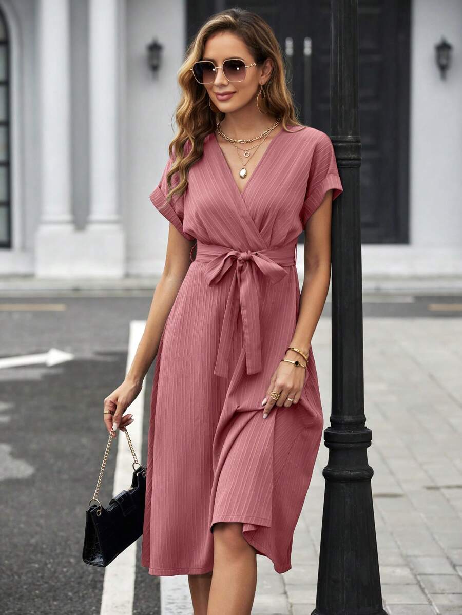 Vestido Camila Elegante Midi Decote V com Cinto