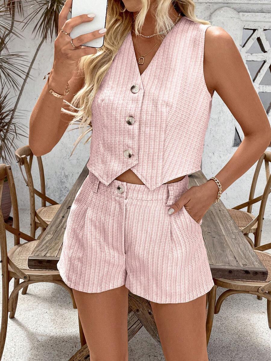 Conjunto Olivia Colete e Shorts Assimétrico