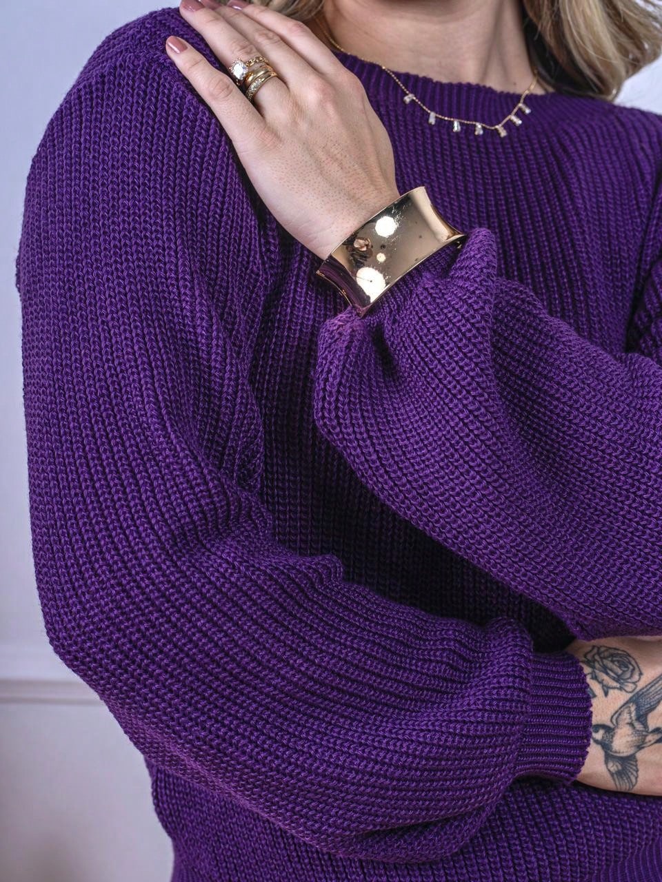 Blusa de Tricô Feminina Canelada com Gola Canoa