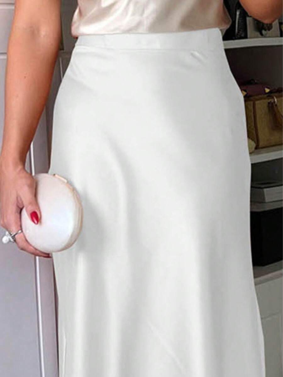 Saia Midi Lulu Run Cetim Fluida