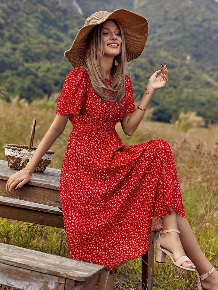 Vestido Aurora Boho Midi Floral Manga Curta