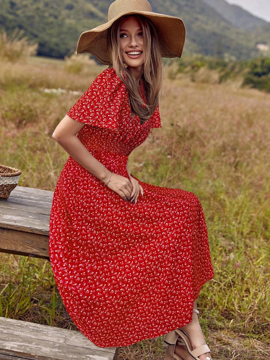 Vestido Aurora Boho Midi Floral Manga Curta