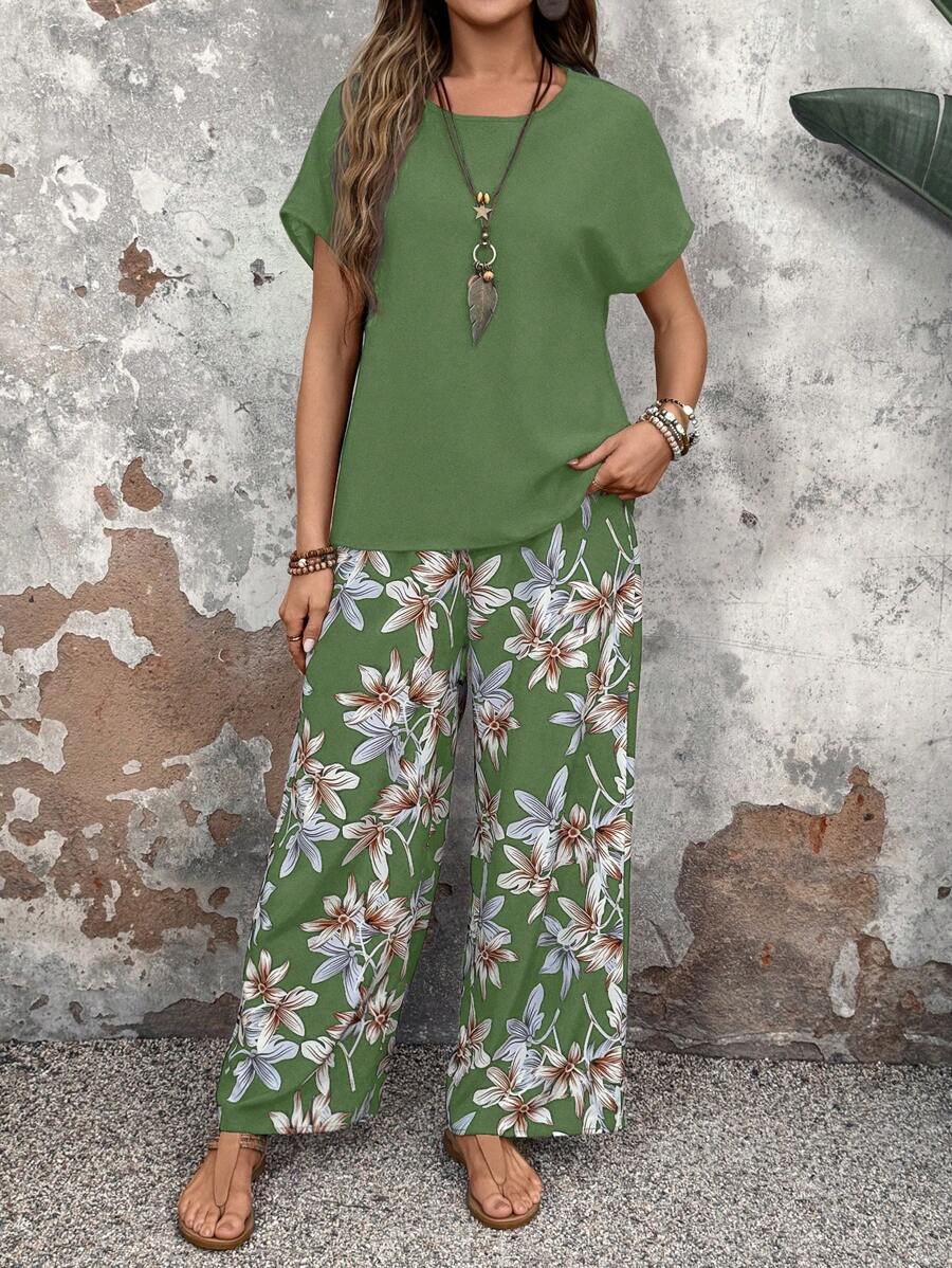 Conjunto Serena Blusa Lisa e Calça Pantalona Floral