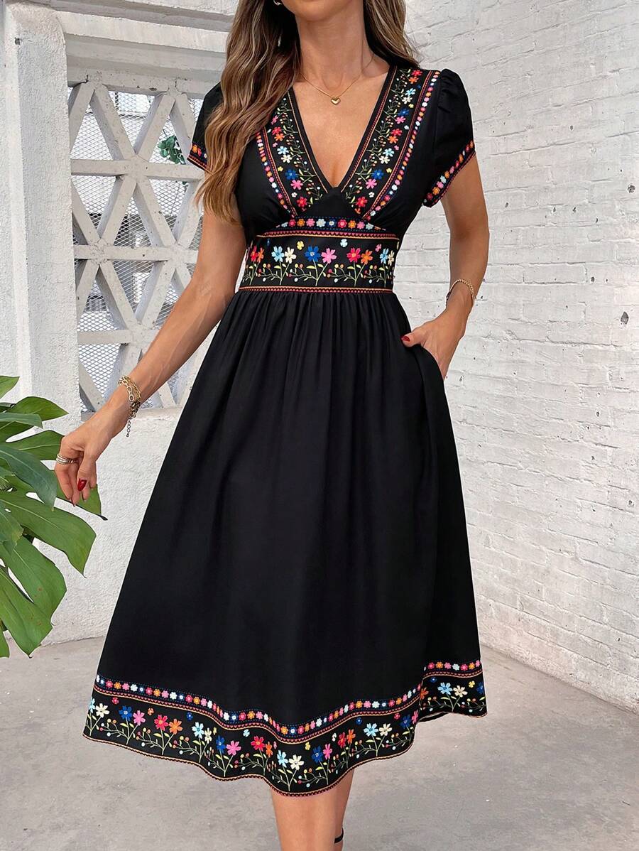 Vestido Clara Boho Midi Decote V Retrô