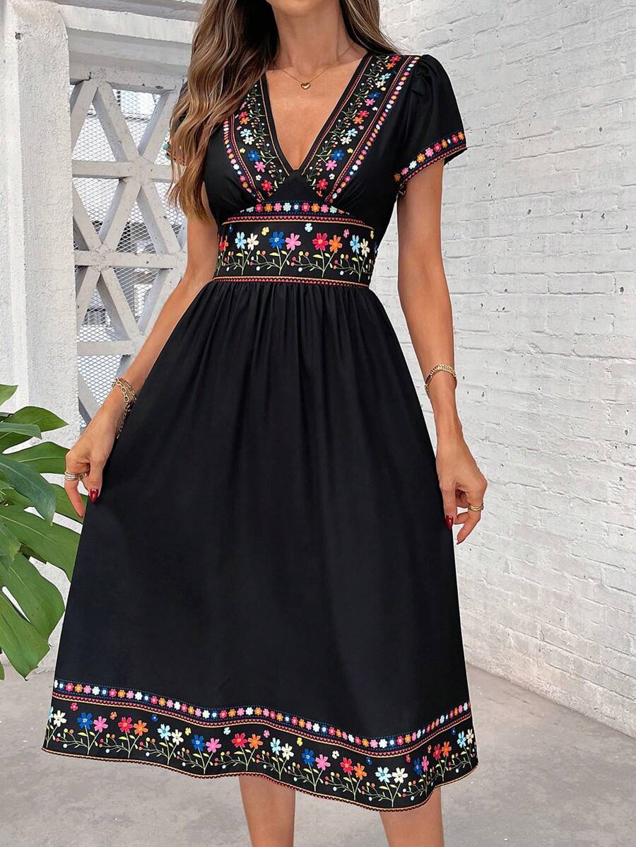 Vestido Clara Boho Midi Decote V Retrô