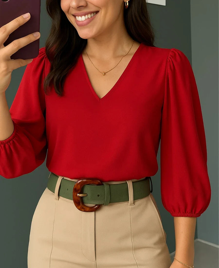 Blusa Feminina Vermelha em Crepe com Manga Bufante e Decote V – Elegância e Conforto