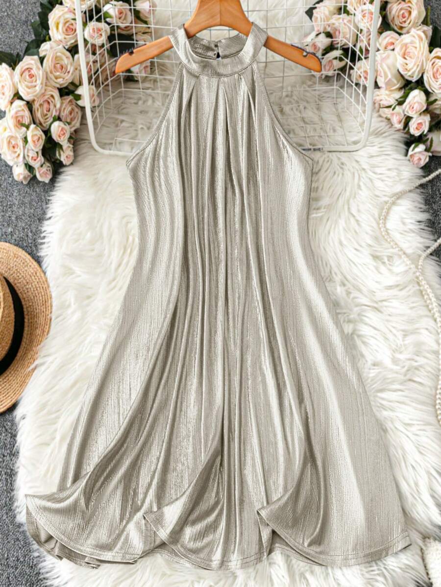 Vestido Aurora Elegante Curto Frente Única Dourado