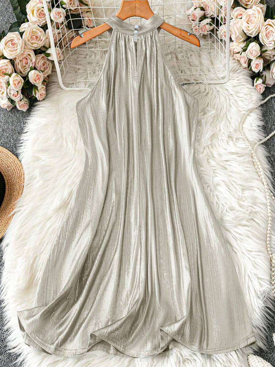 Vestido Aurora Elegante Curto Frente Única Dourado