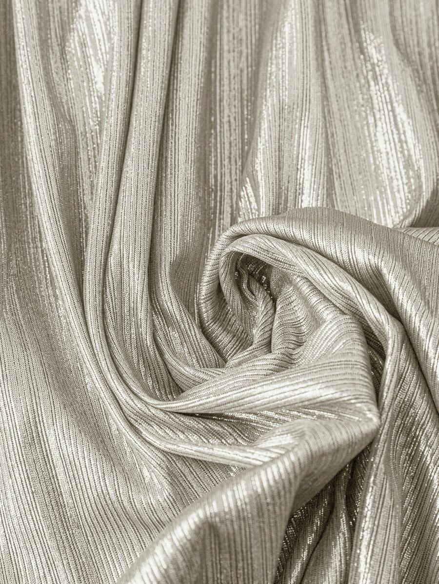 Vestido Aurora Elegante Curto Frente Única Dourado