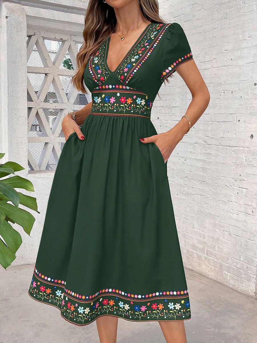 Vestido Clara Boho Midi Decote V Retrô