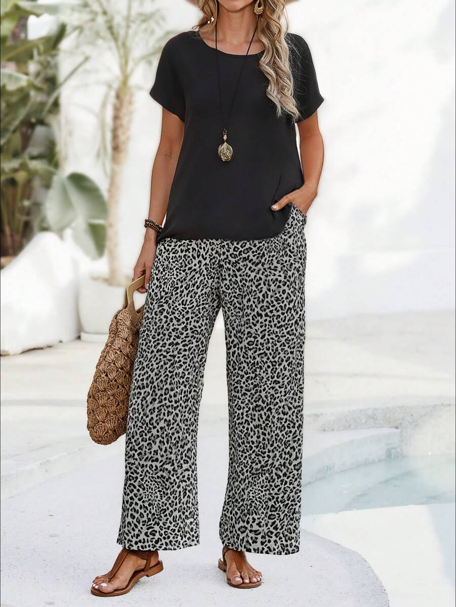 Conjunto Serena Blusa Lisa e Calça Pantalona Floral