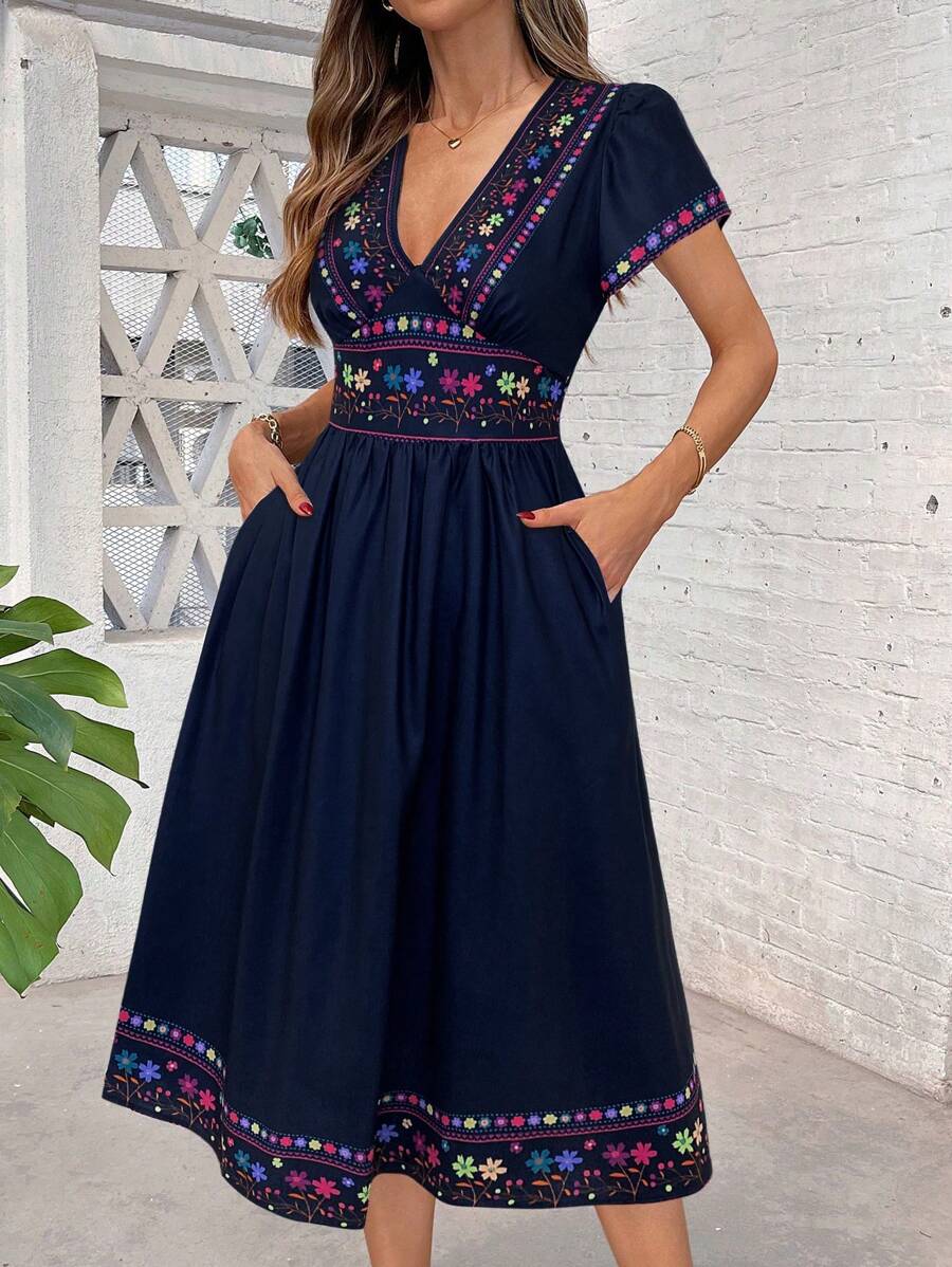 Vestido Clara Boho Midi Decote V Retrô