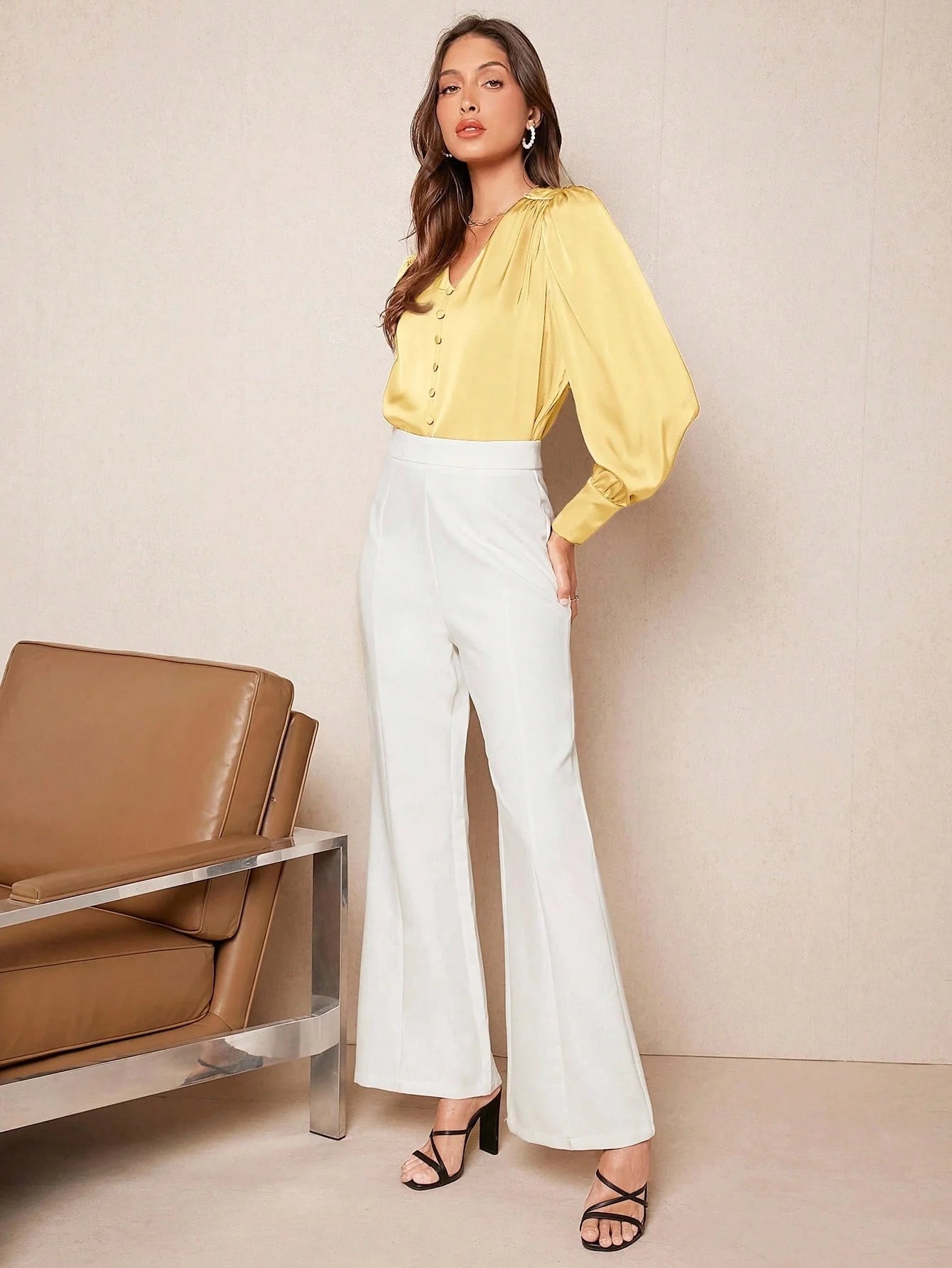 Blusa Acetinada Amarelo em Cetim Feminina | Elegância do PP ao GG