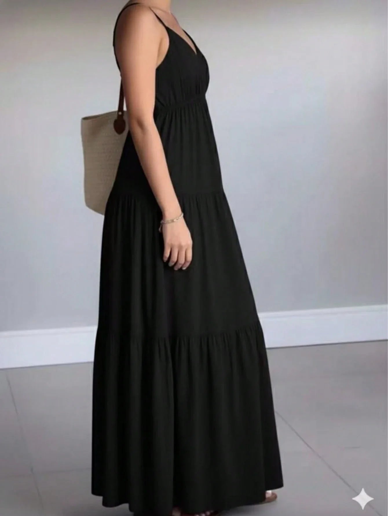 Vestido Longo Preto Feminino com Alças Finas – Elegância do M ao GG