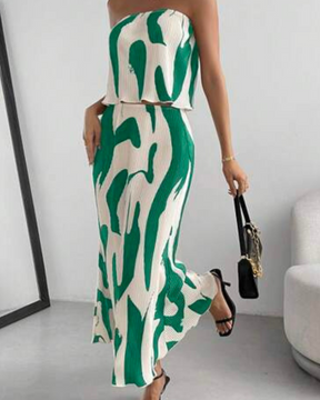 Conjunto Feminino Elegante Estampado com Design Assimétrico - Nelima