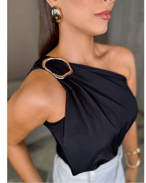 Blusa de Um Ombro Só com Fivela Dourada